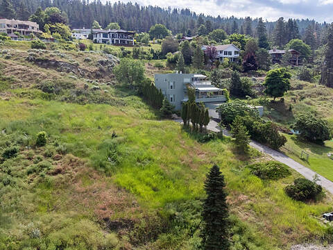 11263 Maddock Avenue, Lake Country