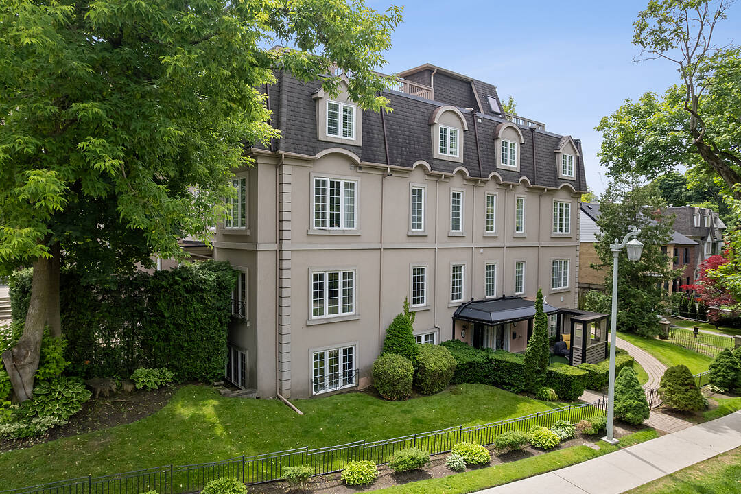 16 Relmar Rd #1, Toronto, Ontario