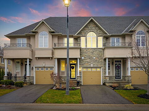 93 Forest Valley Crescent, Dundas