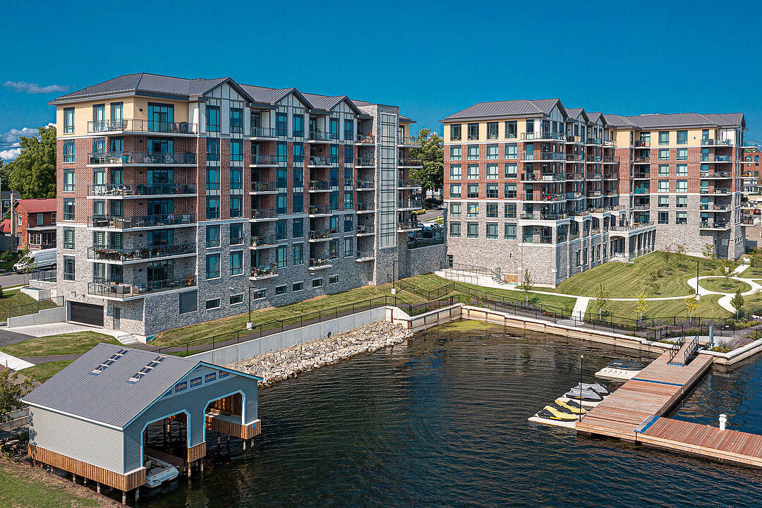 129B South Street Unit 517, Gananoque, Ontario