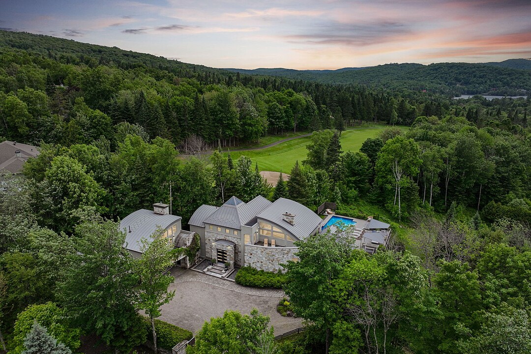 16 Rue St-Andrews, Morin-Heights, Québec