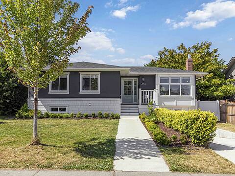 2240 Kinross Avenue, Oak Bay