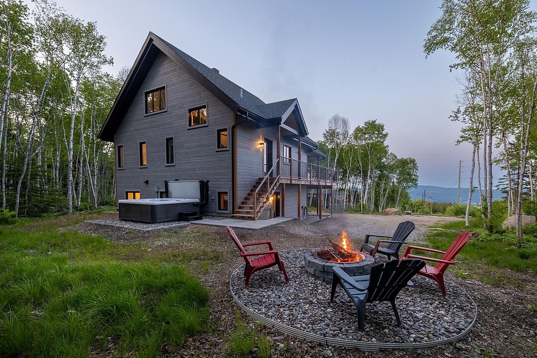 128 Rue Horizon-Boisé, Baie-Saint-Paul, Québec