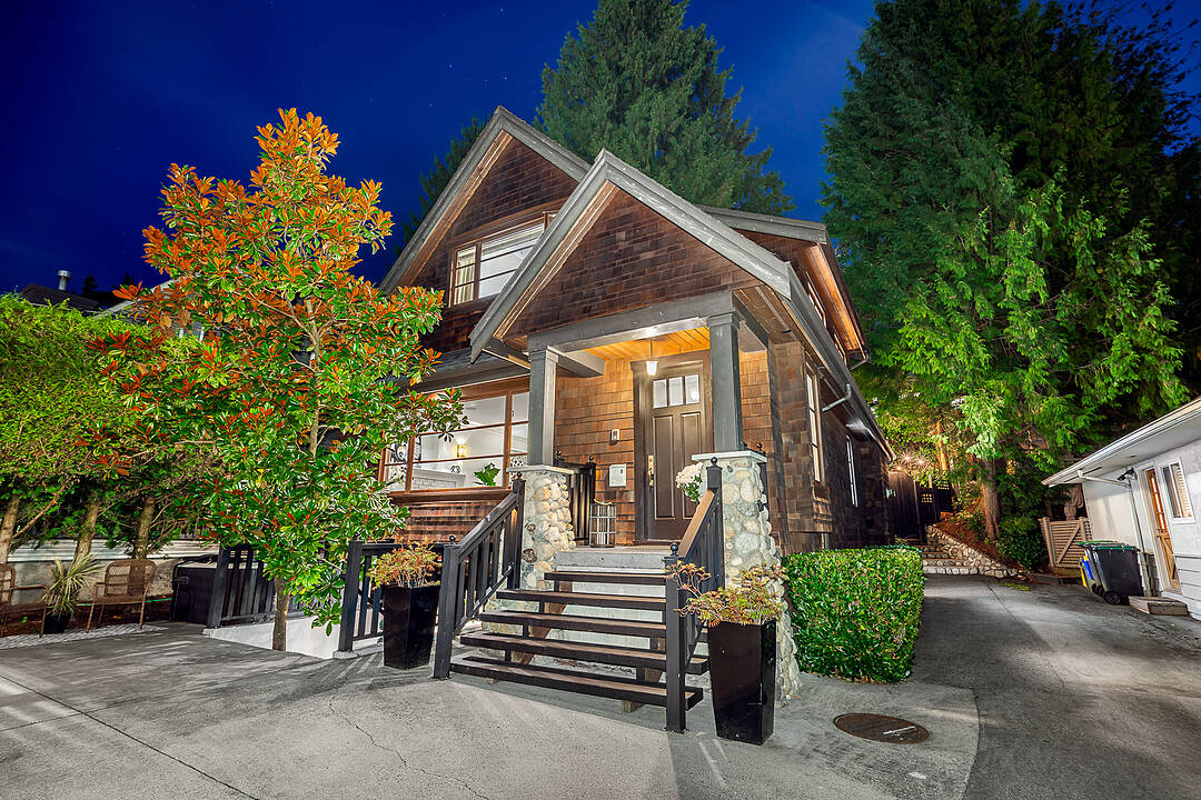 3394 Mahon Avenue, North Vancouver, British Columbia