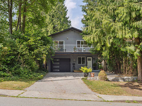 506 21st Street E, North Vancouver