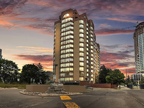 25 Fairview Rd W #406, Mississauga