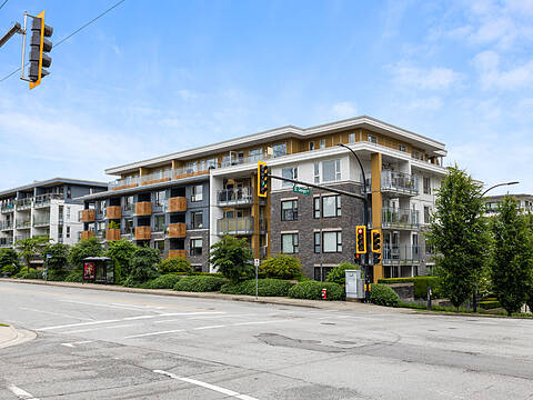 221 3rd Street E #318, North Vancouver