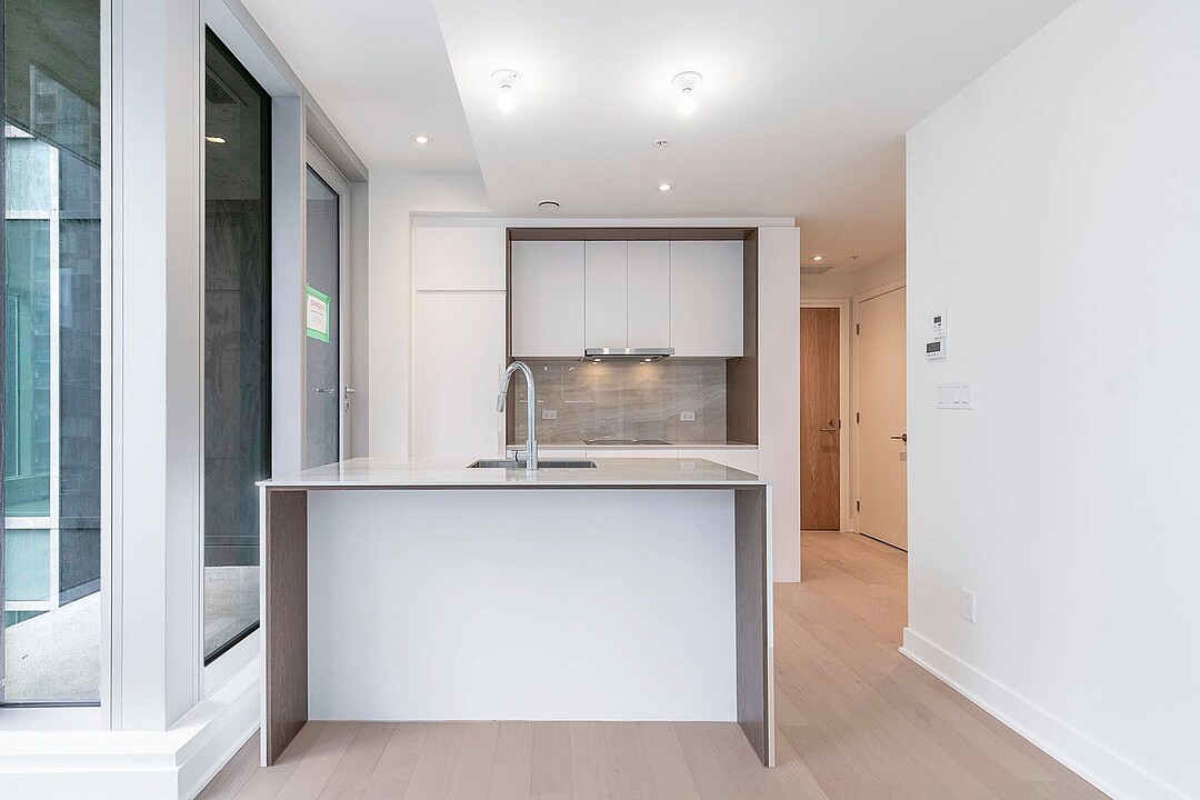 1020 Rue de la Montagne, Apt. 2502, Ville-Marie, Québec