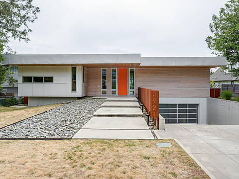3921 Hobbs Street, Saanich