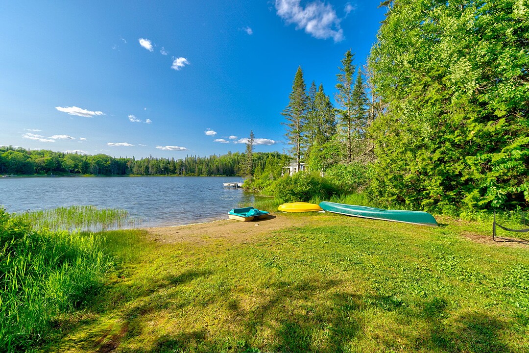 2349 Ch. du Lac-Canard, Sainte-Lucie-des-Laurentides, Quebec