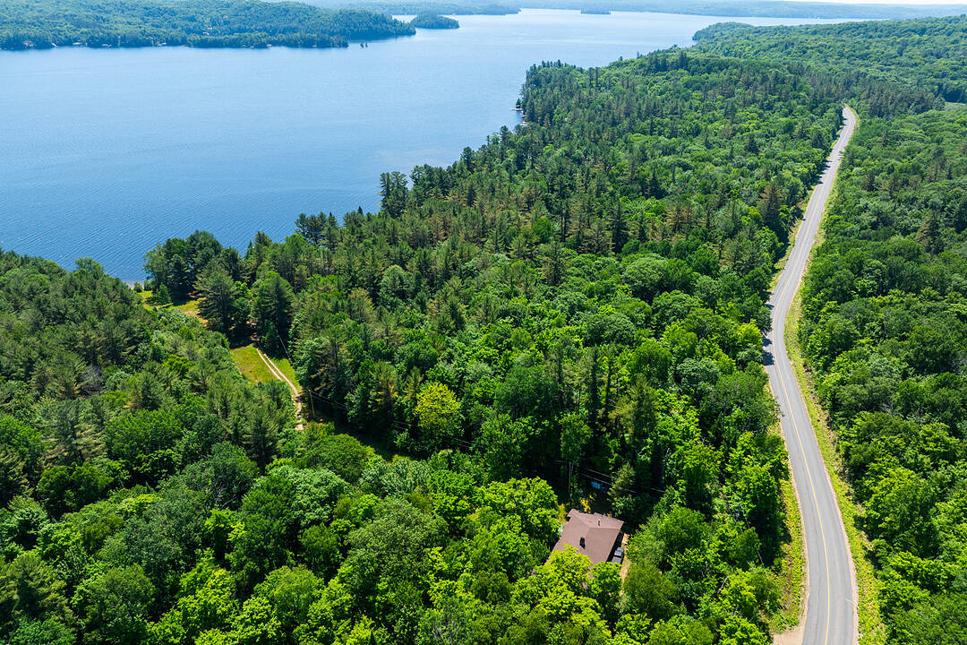 2447 South Portage Rd, Lake of Bays, Ontario