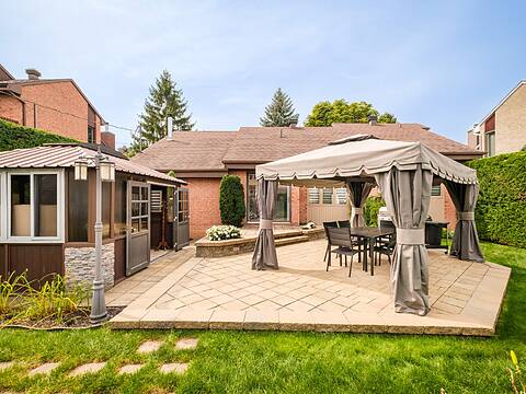 827 Rue François-Gravé, Boucherville