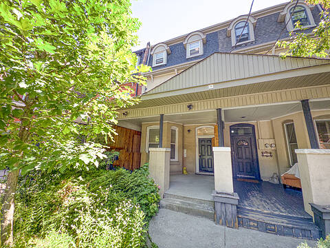 227 Beverley St #3, Toronto