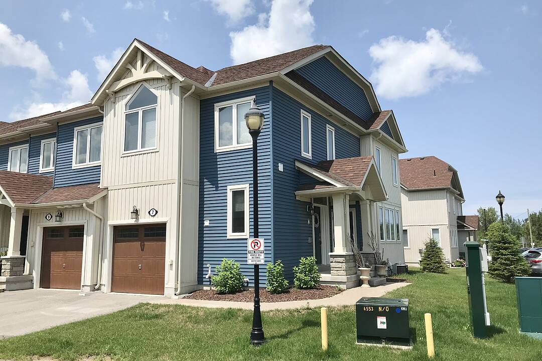 7 Lett Avenue, Collingwood, Ontario