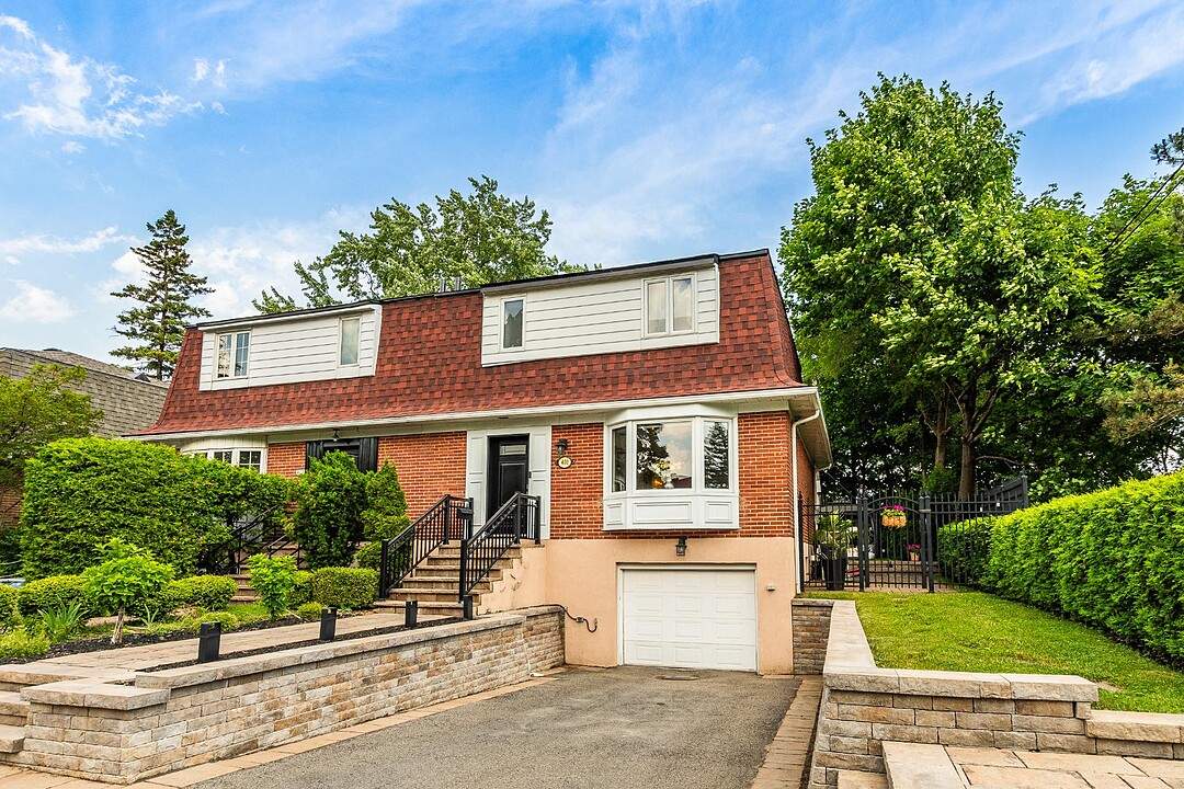 400 Av. Greenoch, Mont-Royal, Quebec, Québec