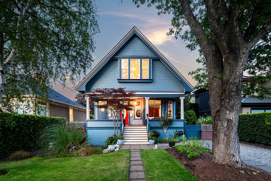 615 Harbinger Avenue, Victoria, British Columbia