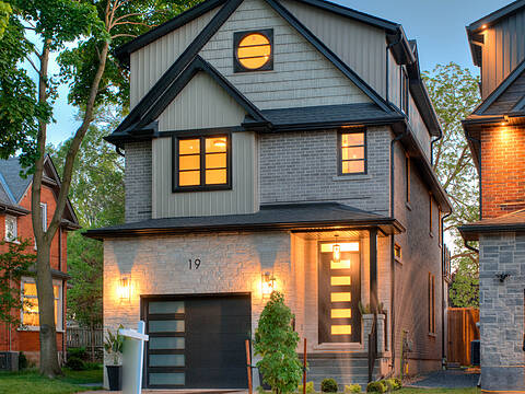 19 Avondale Ave, Waterloo