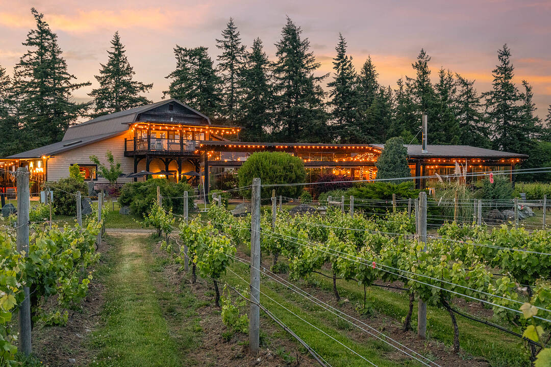 2400 Anderton Road, Comox, British Columbia