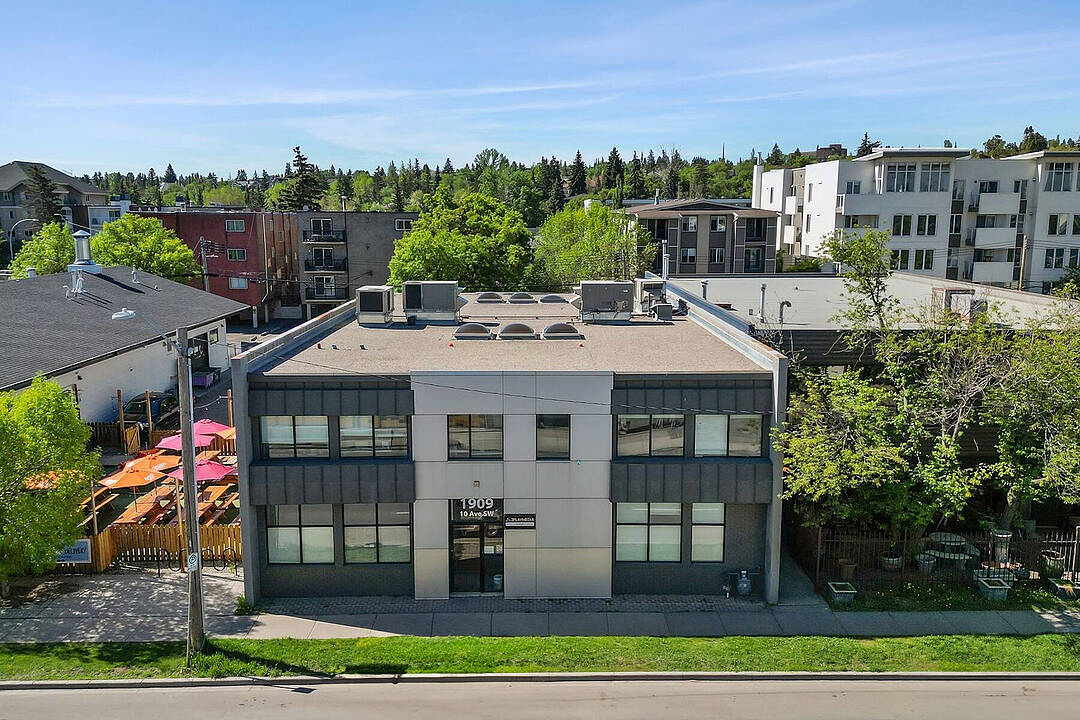 1909 10 Avenue SW, Calgary, Alberta