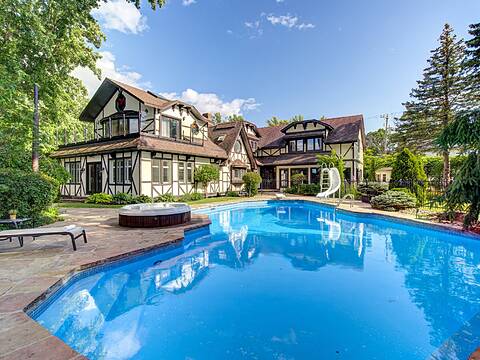 201 Rue Saraguay E., Pierrefonds-Roxboro