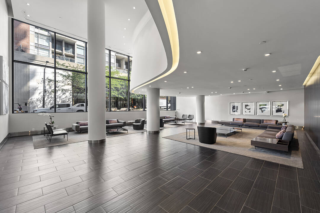 1815 Yonge St #2604, Toronto, Ontario