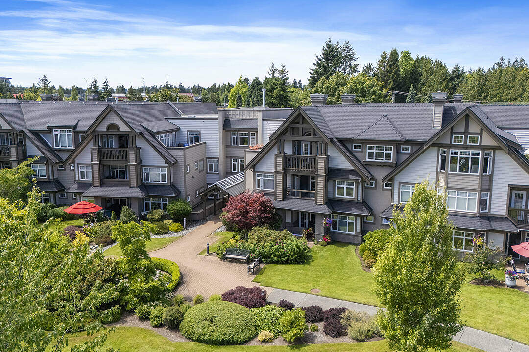 124-4490 Chatterton Way, Saanich, British Columbia