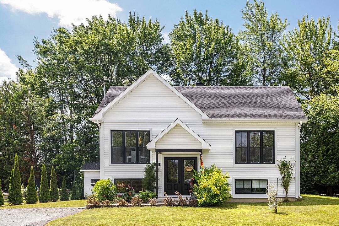 1712 Rue Paillard, Rock Forest / Saint-Élie / Deauville, Québec