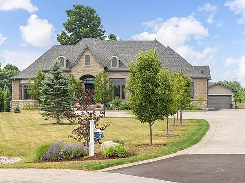 51 Tews Lane, Dundas