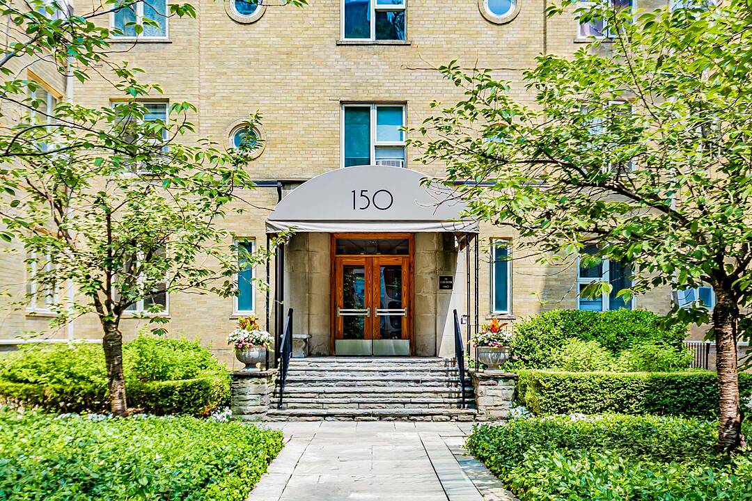 150 Farnham Ave #426, Toronto, Ontario