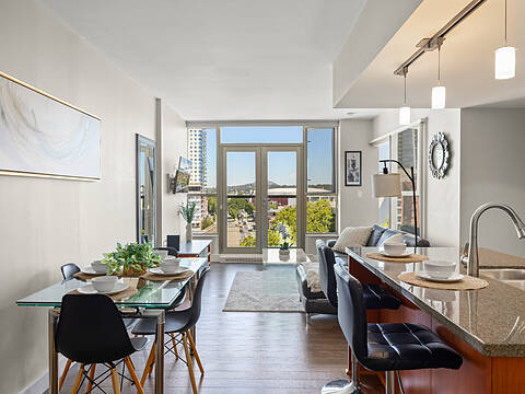 1005-760 Johnson Street, Victoria