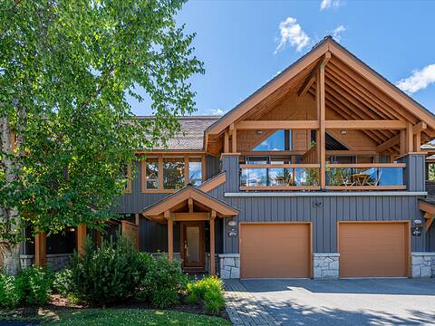 4862 Casabella Crescent, Whistler