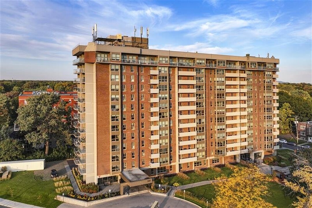 333 Rue Riverside, Apt. 701, Saint-Lambert, Québec