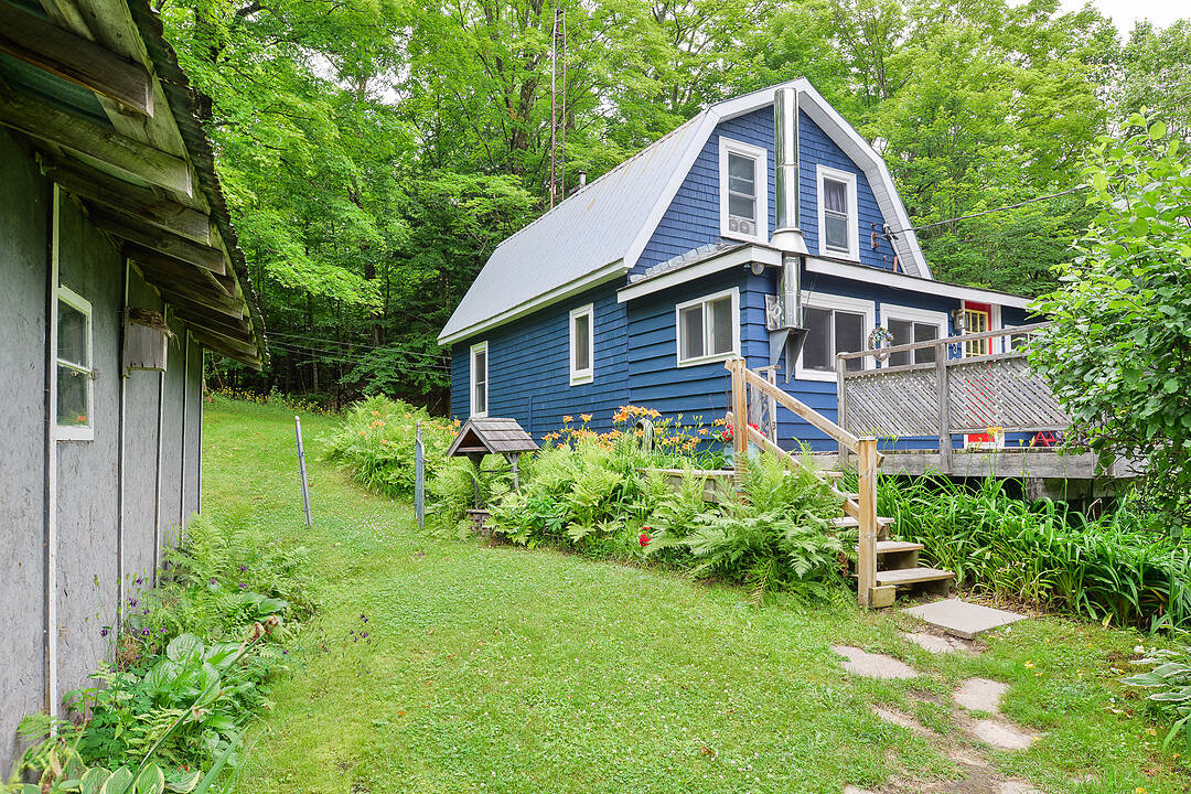 1079 Hewlitt Rd S, Muskoka Lakes, Ontario