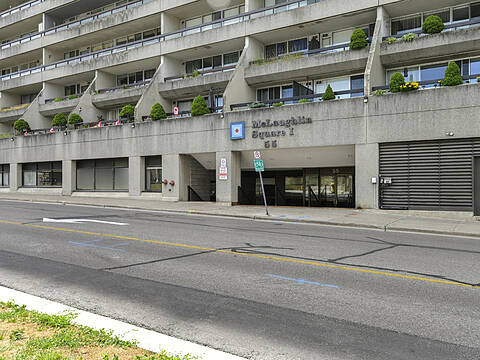 50 Richmond St E #101, Oshawa