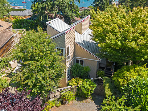 1115 Lenora Road, Bowen Island