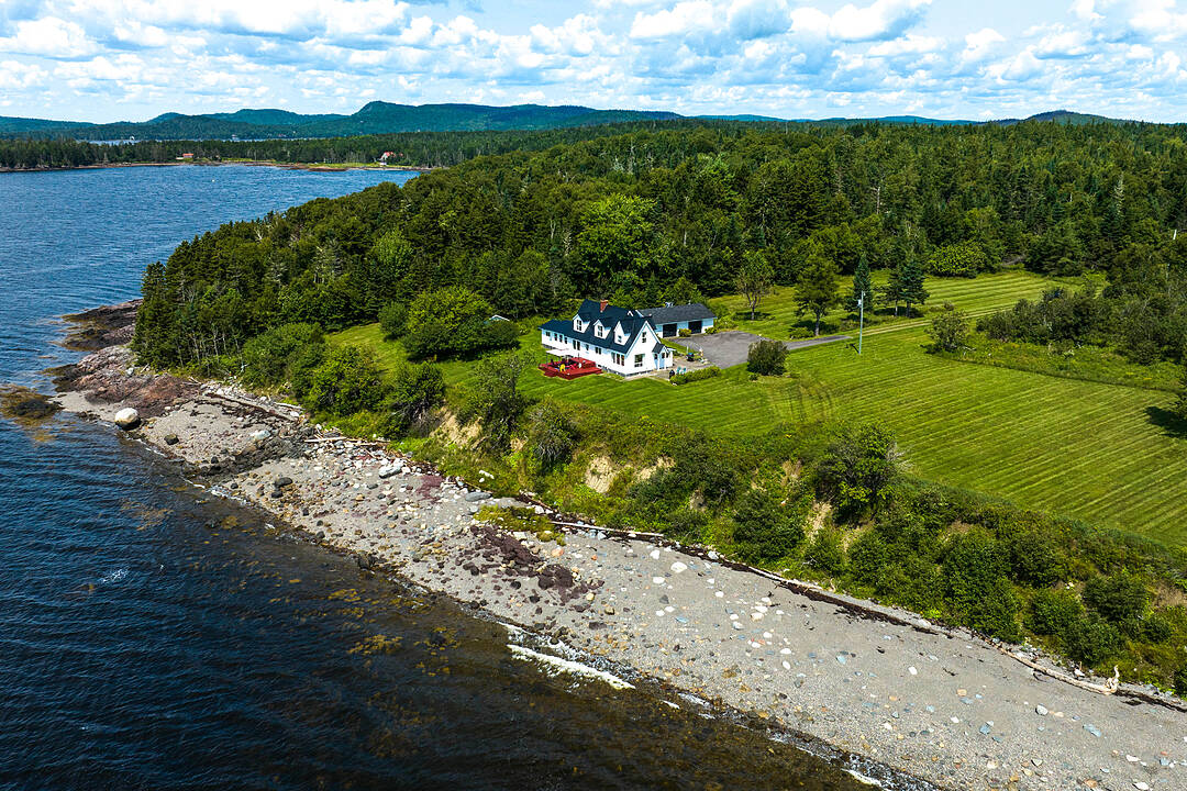 280 Holts Point Road, Bocabec, New Brunswick
