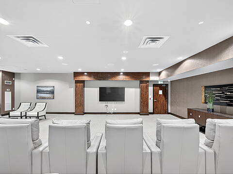 3 Michael Power Pl #902, Toronto