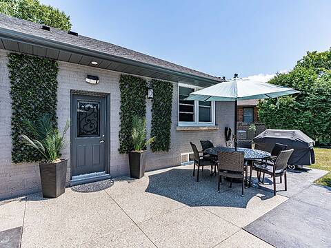 37 Donn Ave #Lower, Hamilton