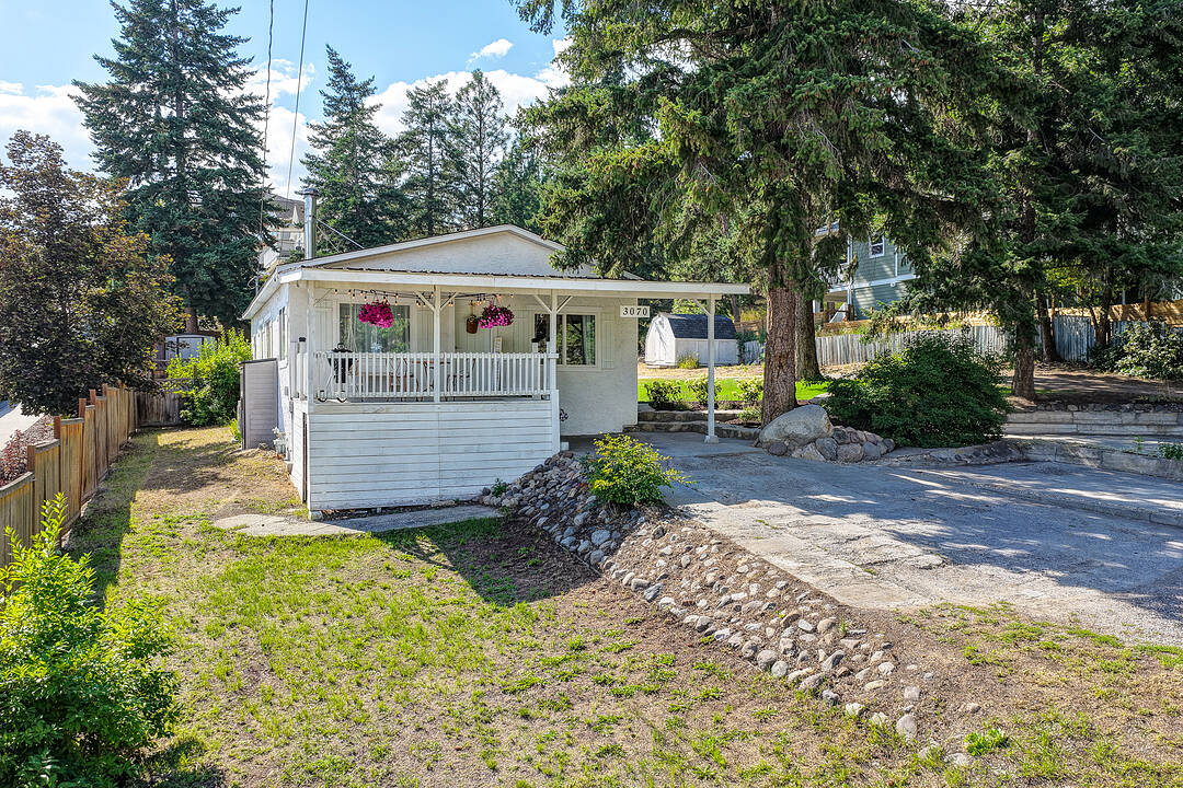 3070 Smith Creek Road, West Kelowna, British Columbia