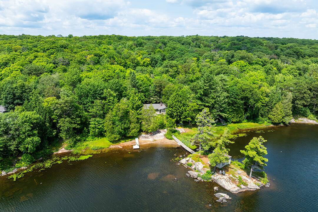 1059 N. Tooke Lake Rd, Lake of Bays, Ontario