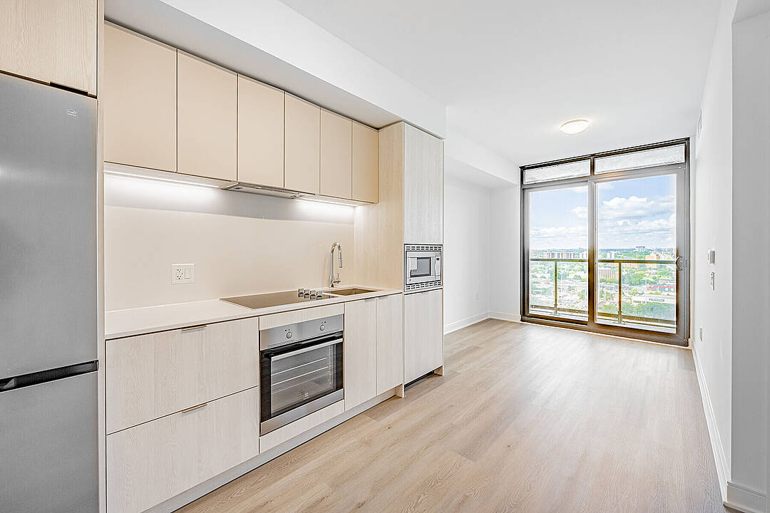 86 Dundas St E #1521, Mississauga, Ontario