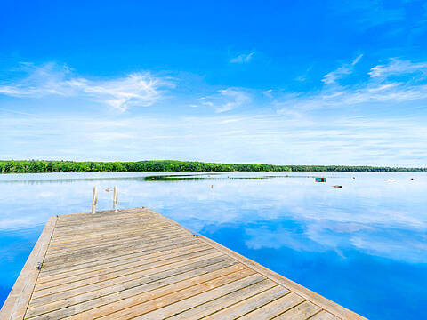 110 Graham Lake Road, Front of Yonge