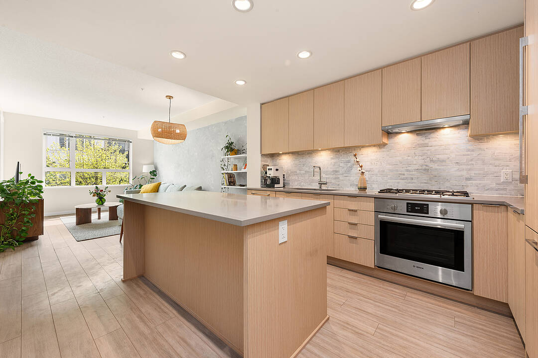 9233 Odlin Road #218, Richmond, British Columbia