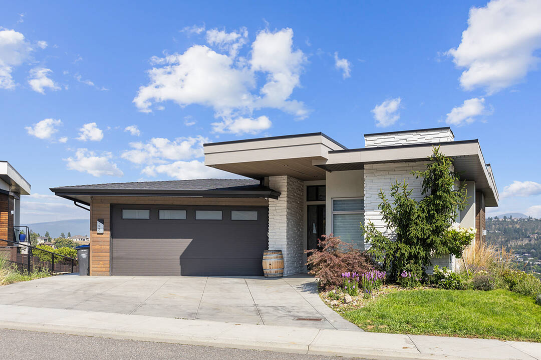 1341 Sladen Crescent, Kelowna, British Columbia