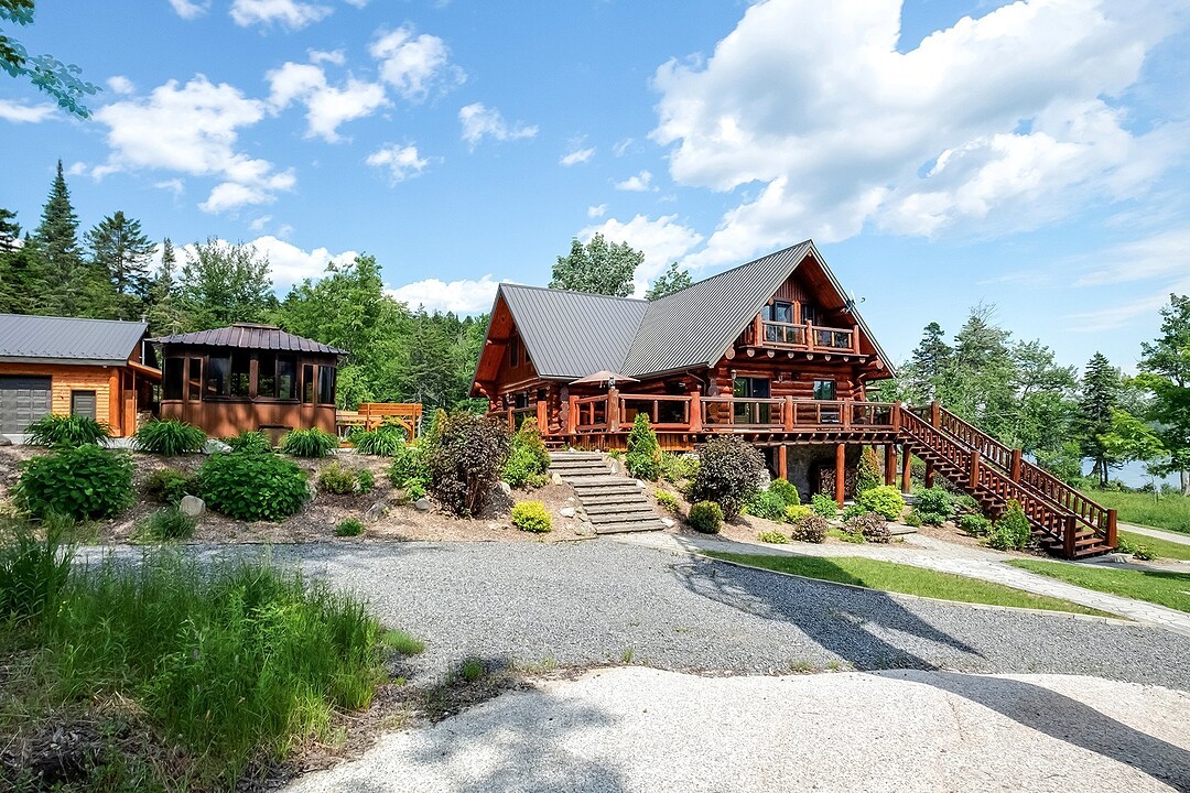 1000 Ch. St-Arnaud, Lac-aux-Sables, Québec