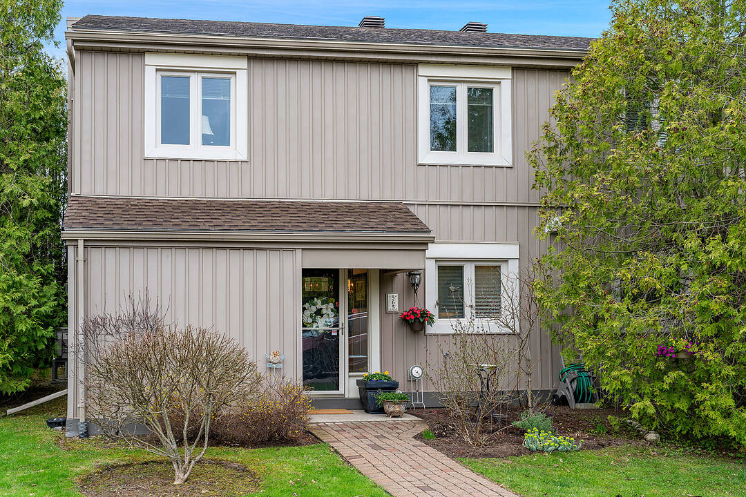 565 Oxbow Crescent #5, Collingwood, Ontario