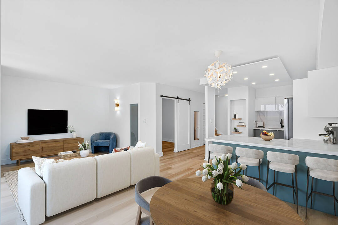 33 Harbour Sq #1423, Toronto, Ontario