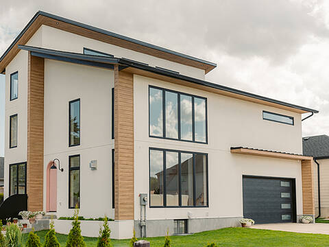 24 William St W, Tillsonburg