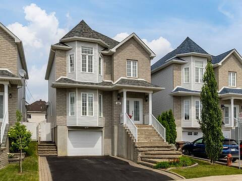 926 Av. Marc-Aurèle-Fortin, Sainte-Rose