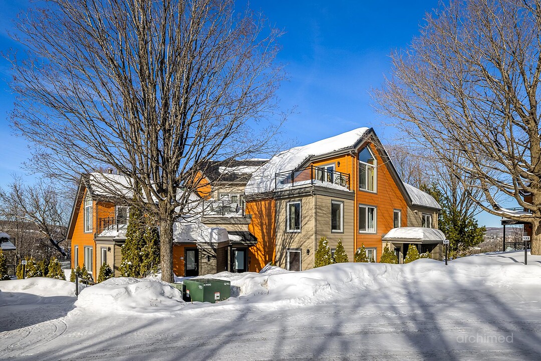 113 Mtée Victor-Nymark, Saint-Sauveur, Quebec, Québec